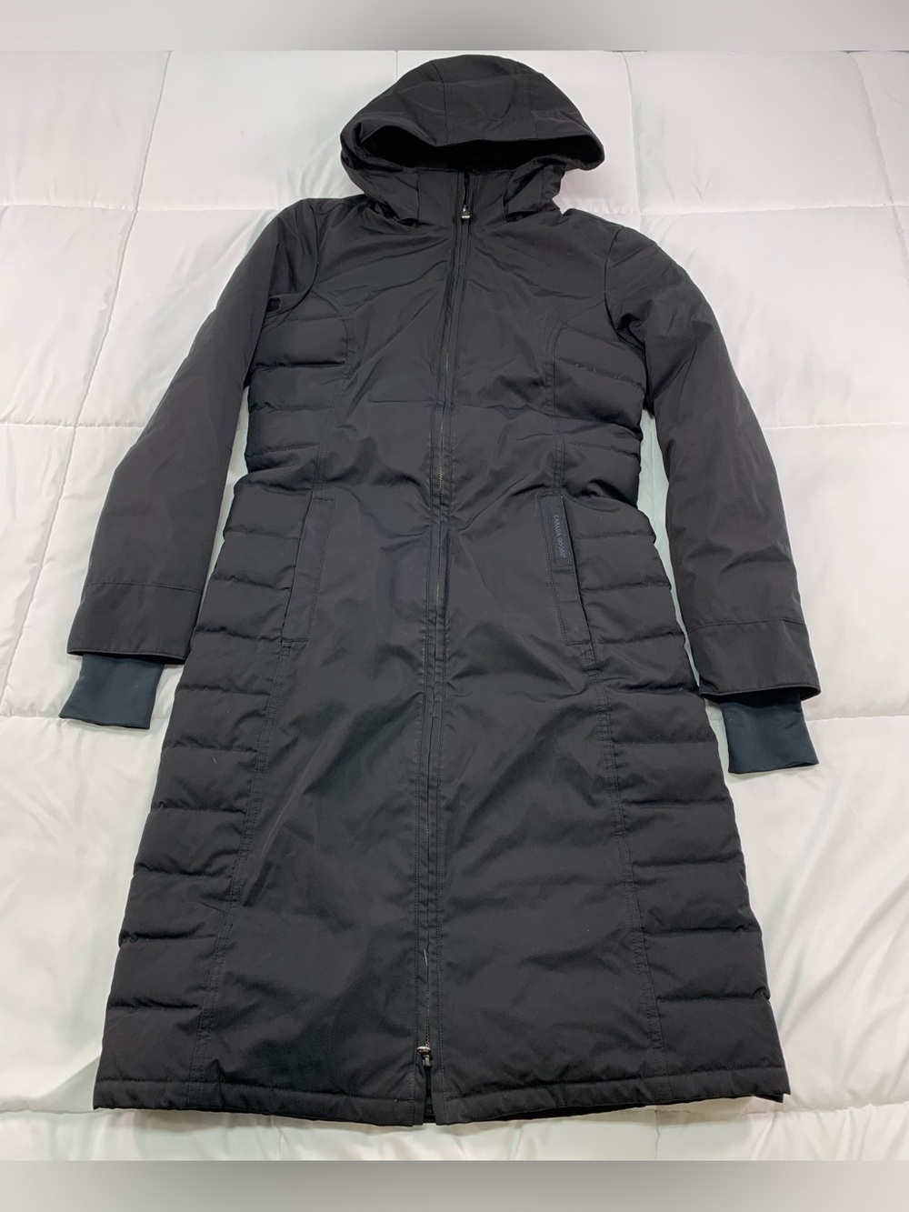 Pre loved Canada goose winter jacket size XS